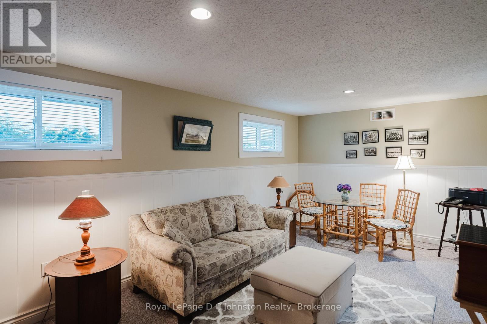 












477 WALES DRIVE

,
Saugeen Shores,




Ontario
N0H2C1

