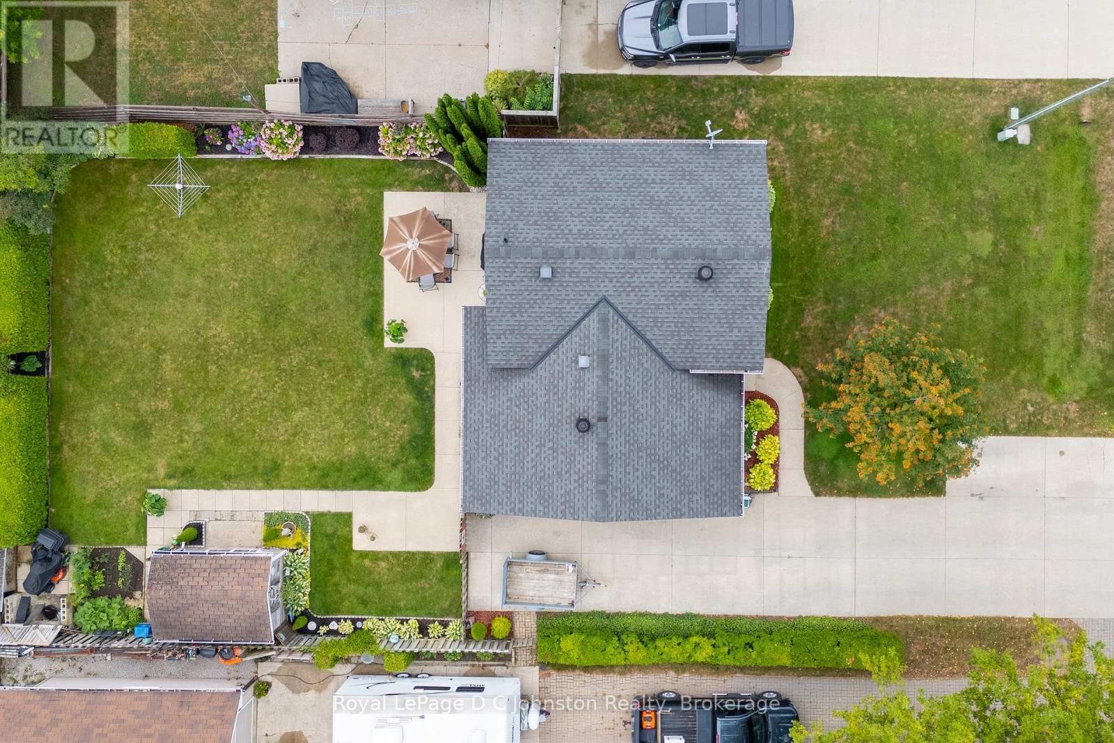 












477 WALES DRIVE

,
Saugeen Shores,




Ontario
N0H2C1

