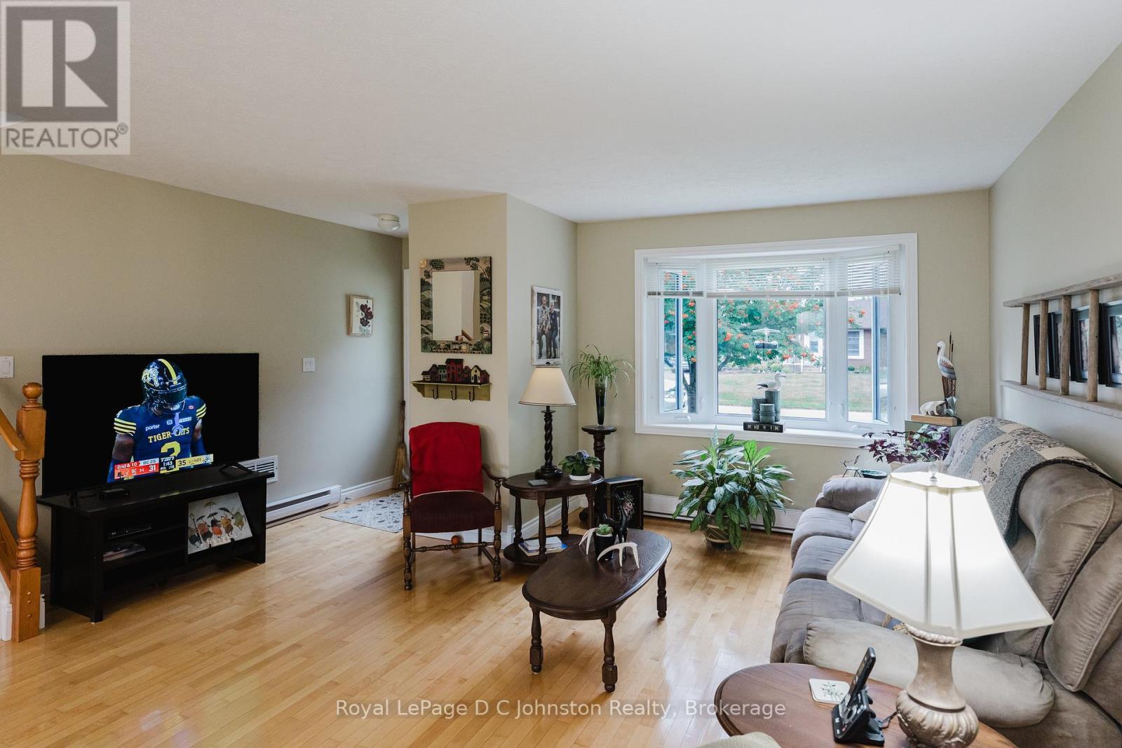 












477 WALES DRIVE

,
Saugeen Shores,




Ontario
N0H2C1

