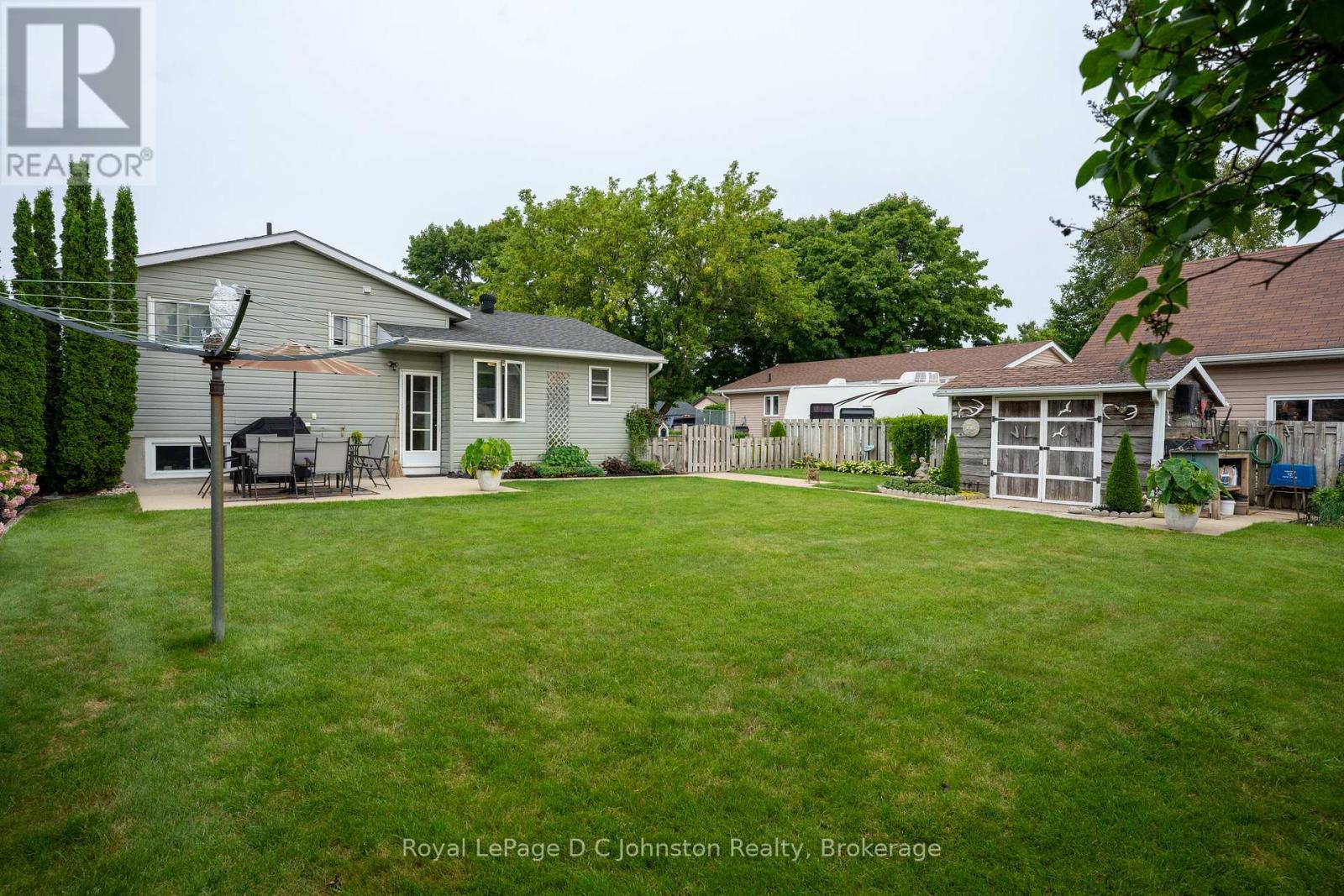 












477 WALES DRIVE

,
Saugeen Shores,




Ontario
N0H2C1

