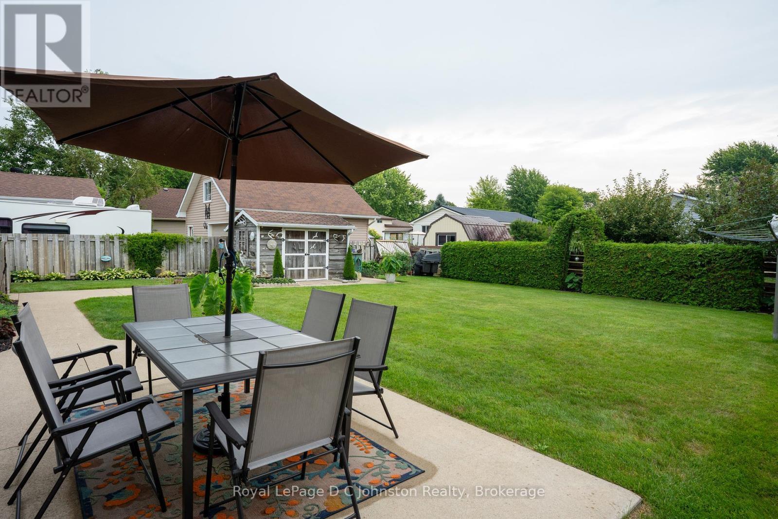 












477 WALES DRIVE

,
Saugeen Shores,




Ontario
N0H2C1

