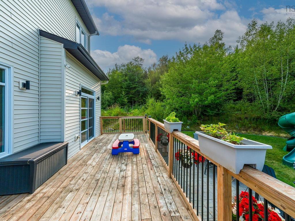 












41 McCabe Lake Drive

,
Middle Sackville,




NS
B4E 0M9

