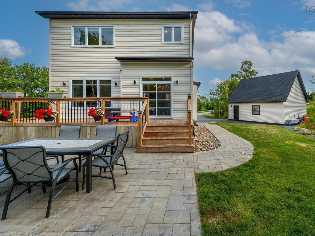 












41 McCabe Lake Drive

,
Middle Sackville,




NS
B4E 0M9

