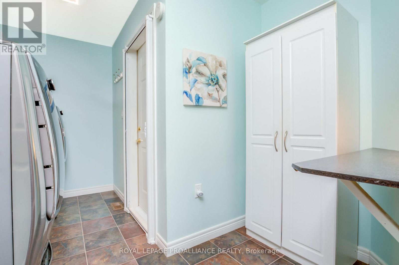 












27 SANDPIPER WAY

,
Brighton,




Ontario
K0K1H0

