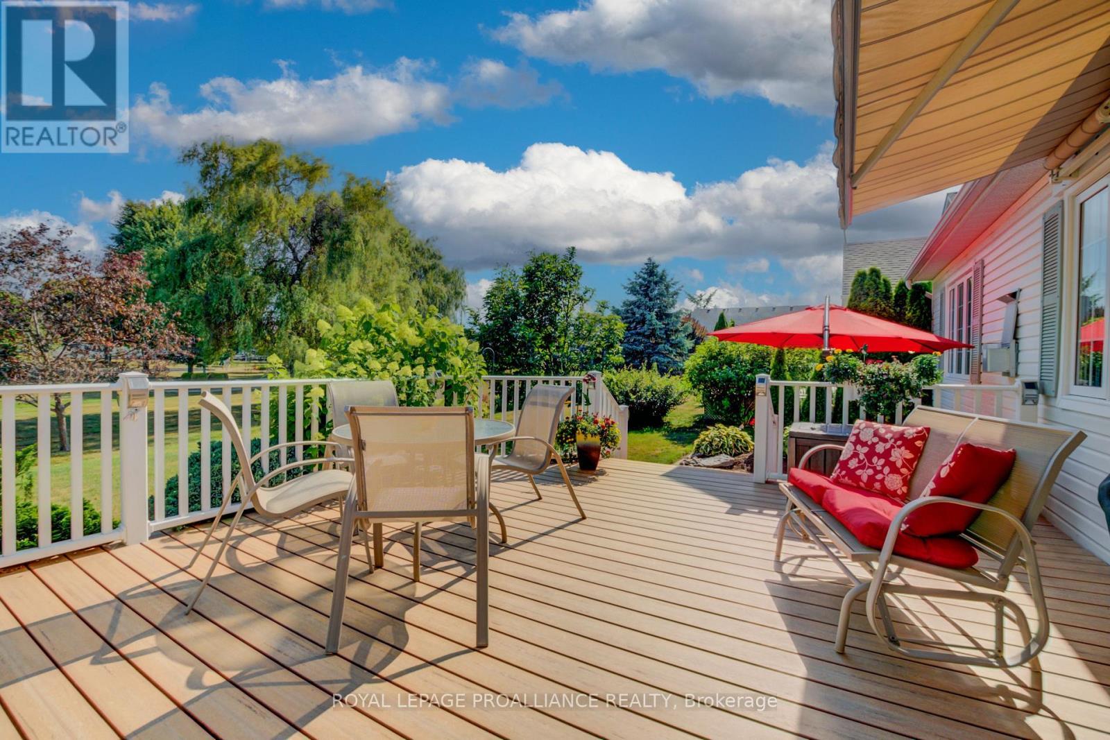 












27 SANDPIPER WAY

,
Brighton,




Ontario
K0K1H0


