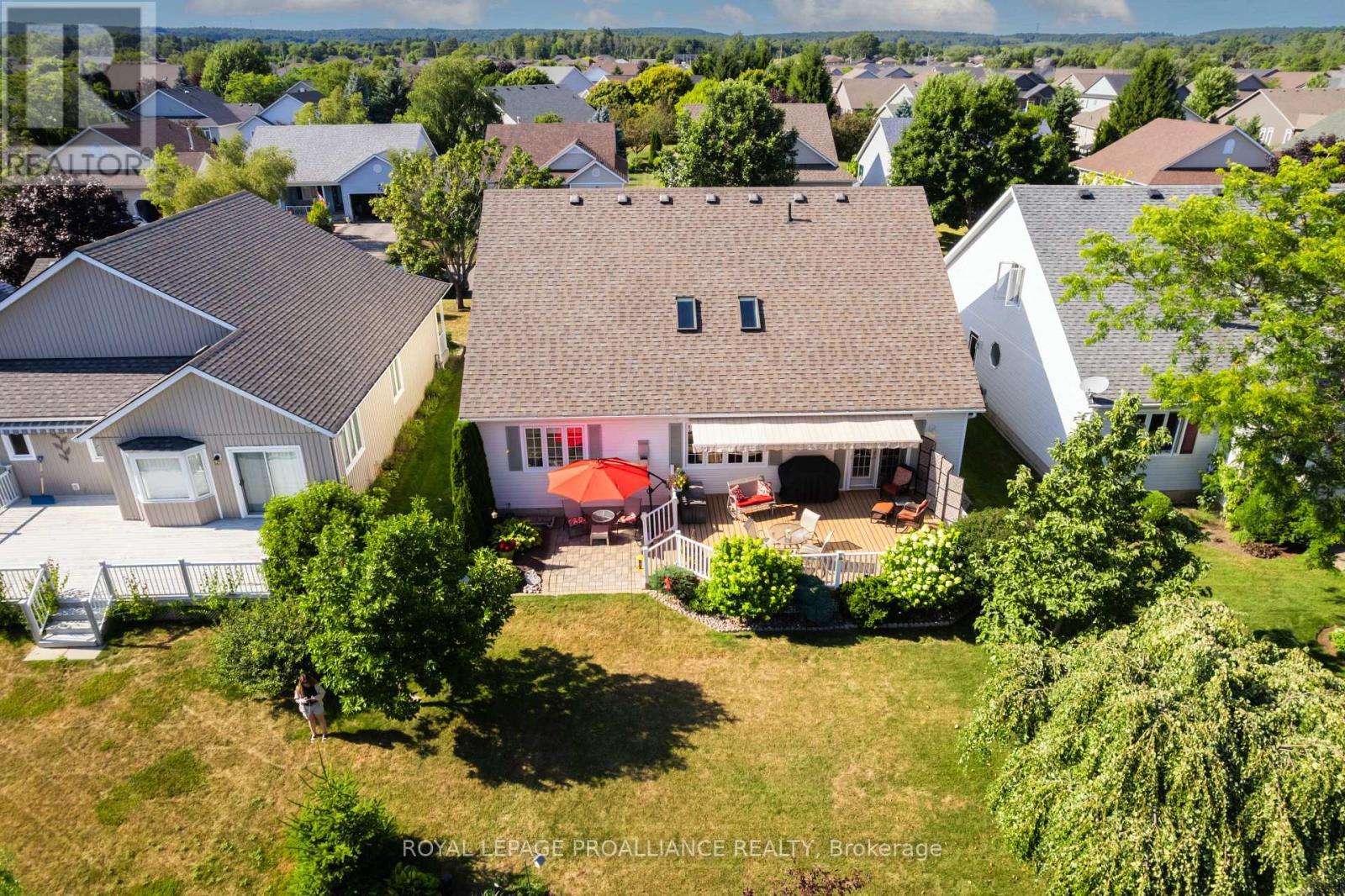 












27 SANDPIPER WAY

,
Brighton,




Ontario
K0K1H0

