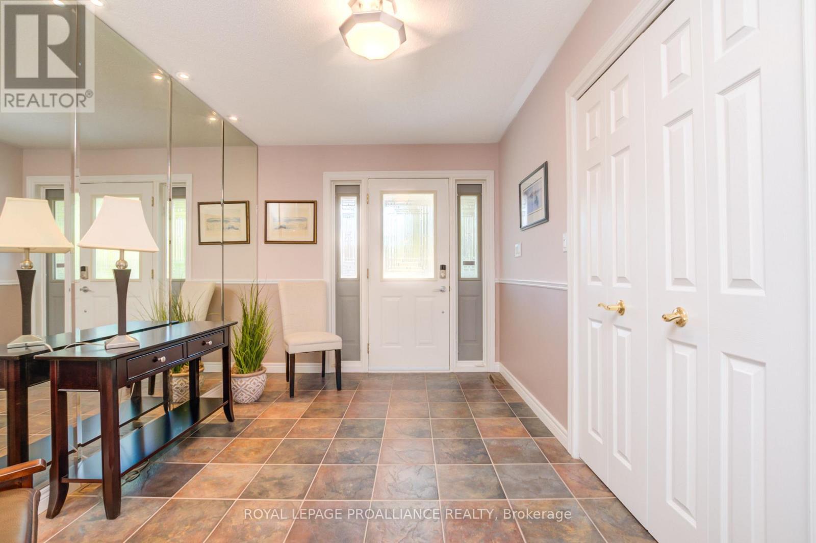 












27 SANDPIPER WAY

,
Brighton,




Ontario
K0K1H0


