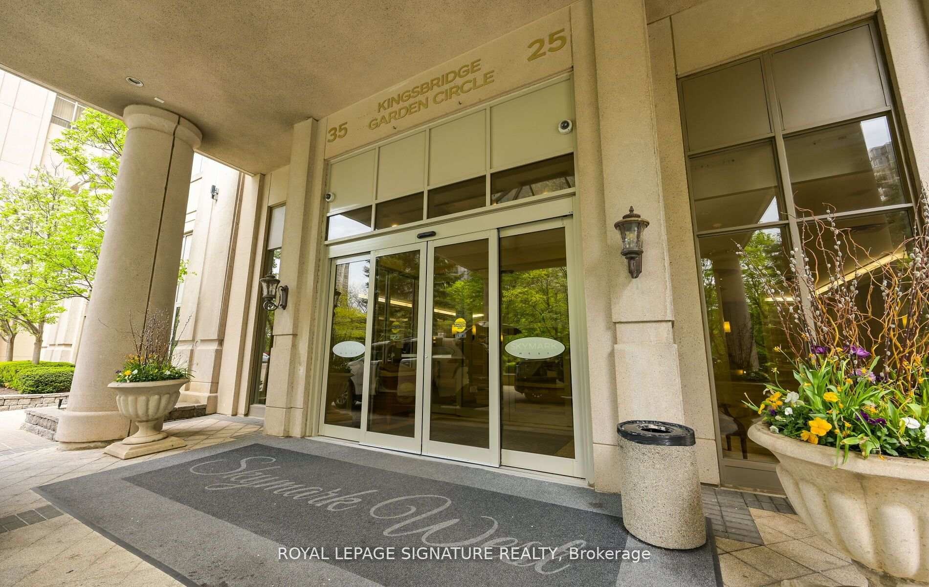 









25


Kingsbridge Garden

Circle, 1126,
Mississauga,




ON
L5R 4B1


