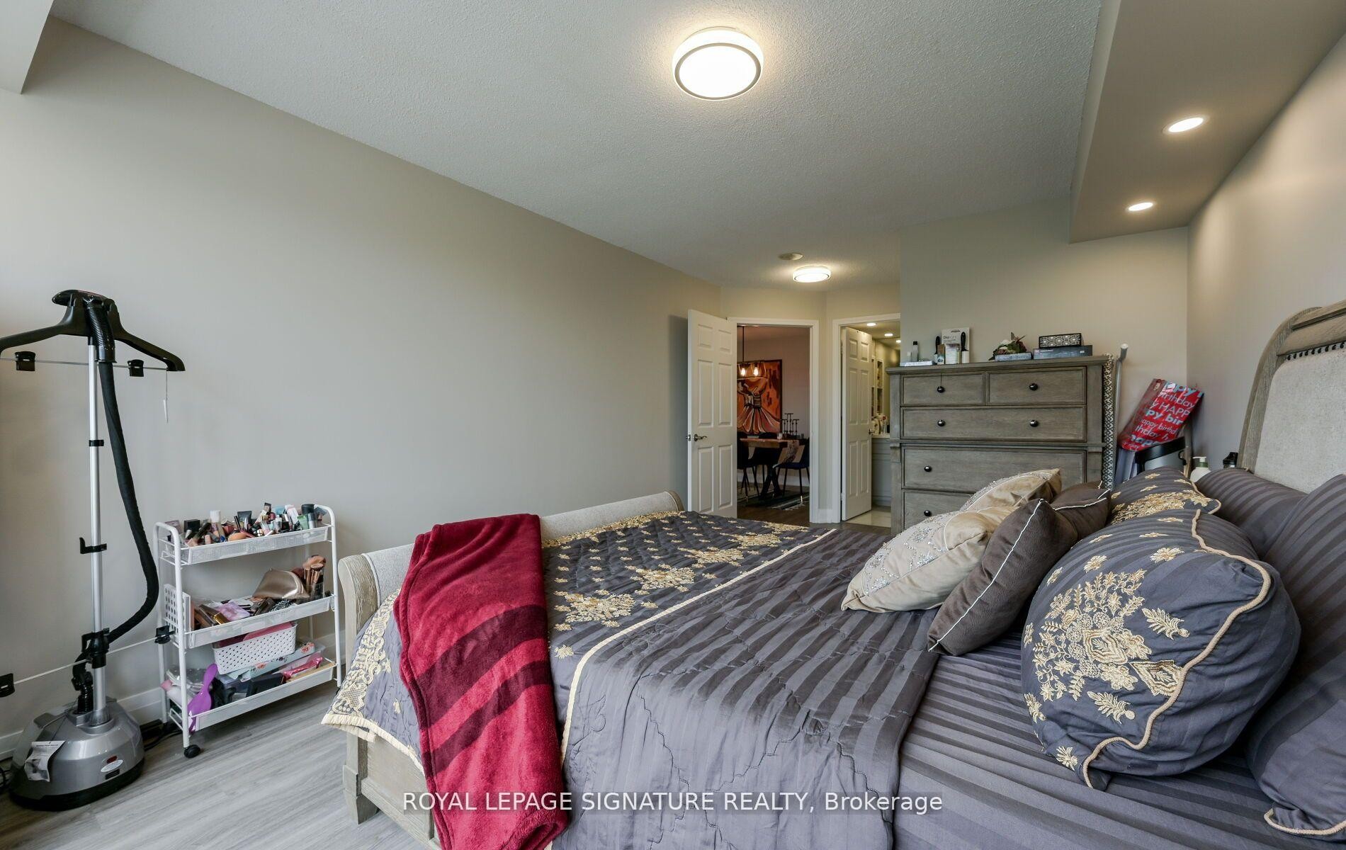 









25


Kingsbridge Garden

Circle, 1126,
Mississauga,




ON
L5R 4B1

