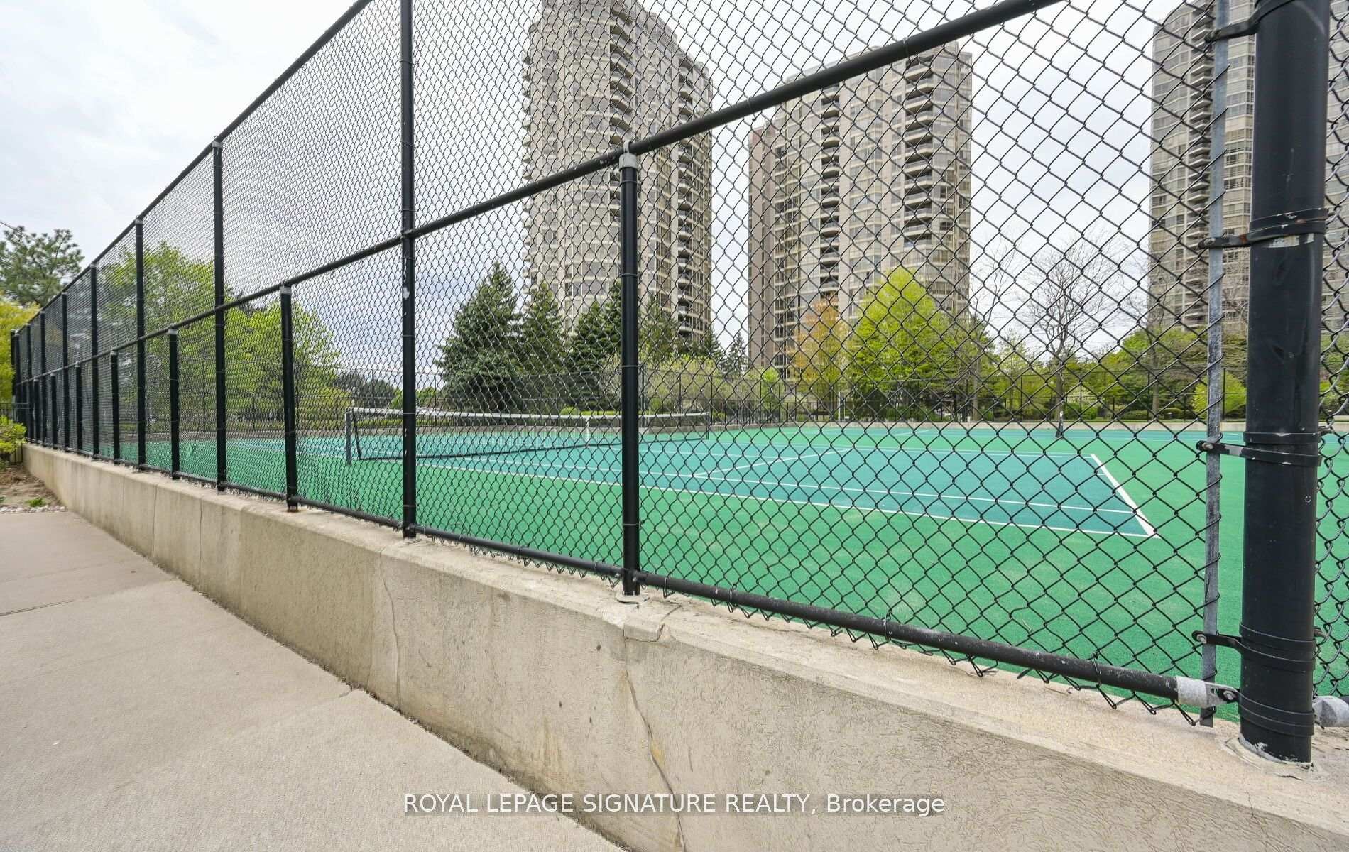 









25


Kingsbridge Garden

Circle, 1126,
Mississauga,




ON
L5R 4B1

