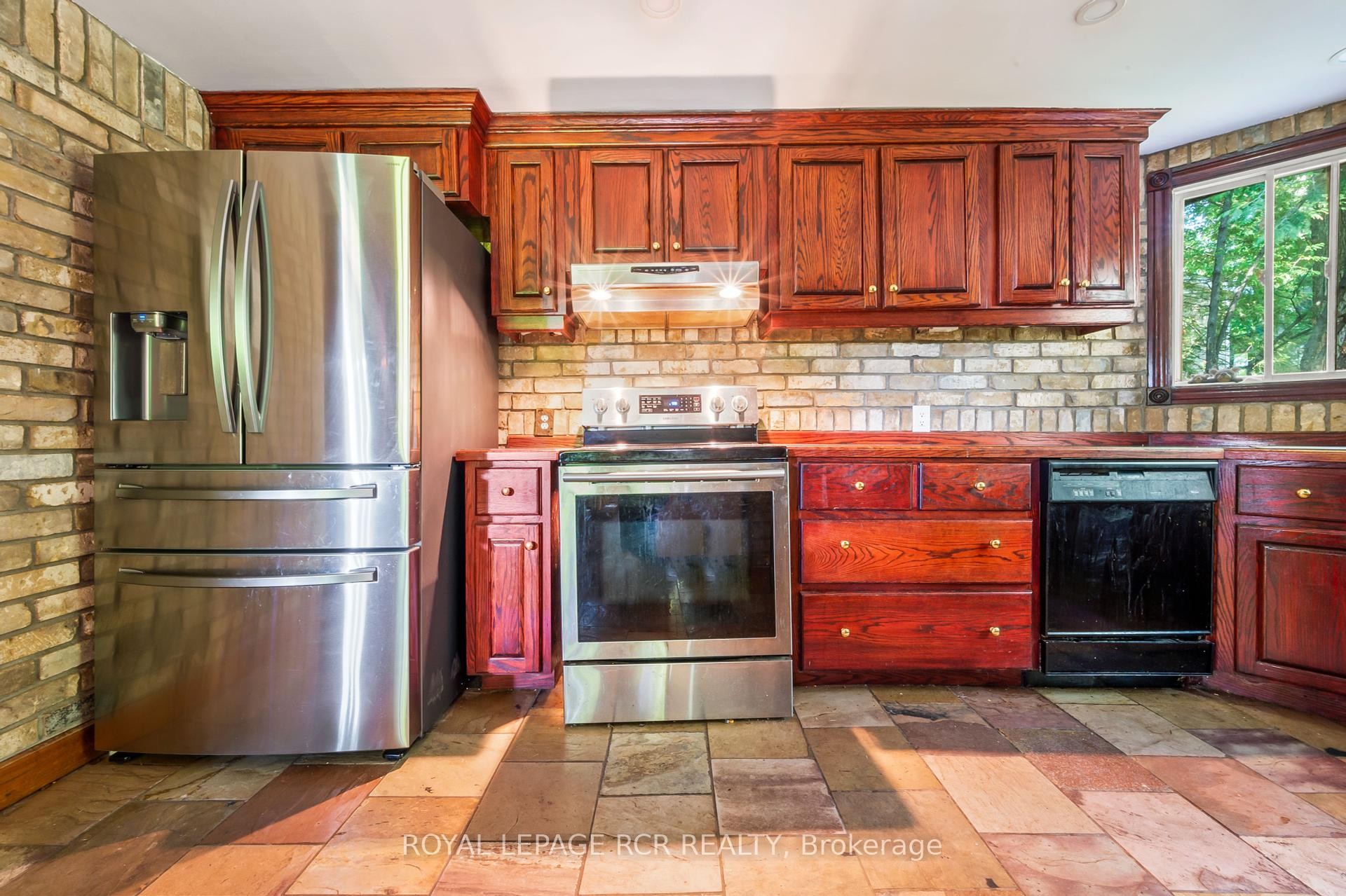 









3


Frank

Lane,
Erin,




ON
N0B 1Z0

