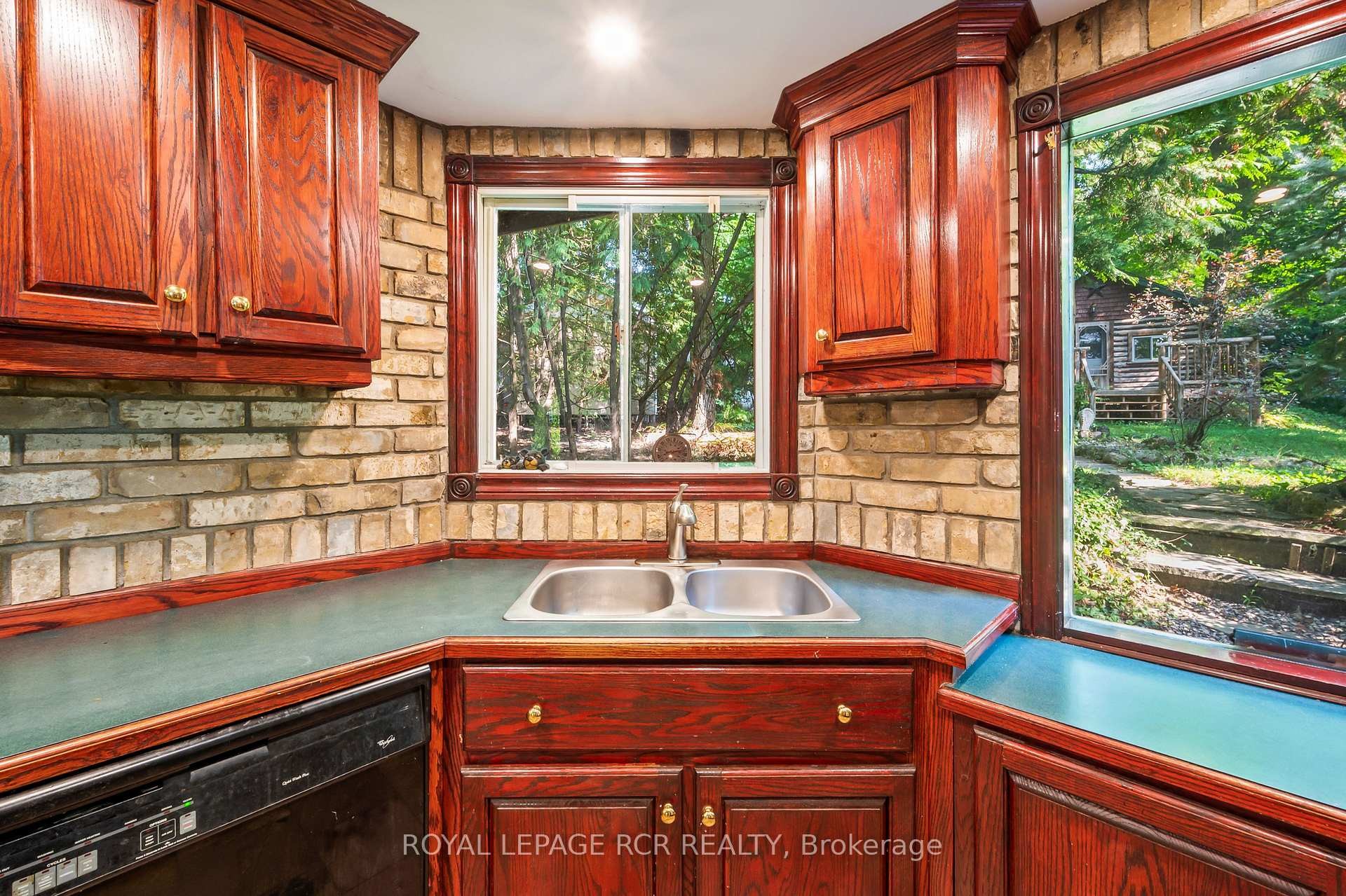 









3


Frank

Lane,
Erin,




ON
N0B 1Z0

