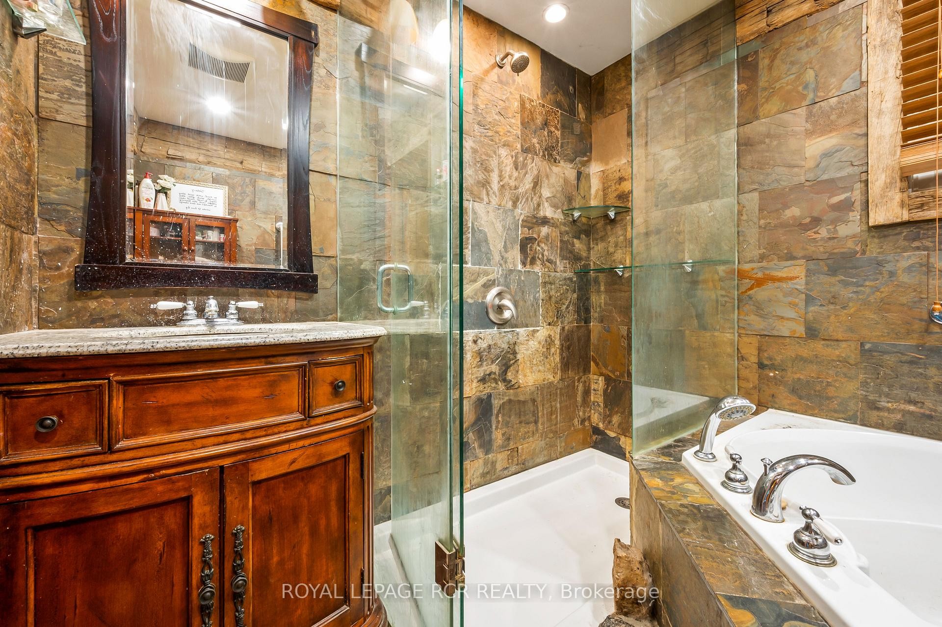 









3


Frank

Lane,
Erin,




ON
N0B 1Z0

