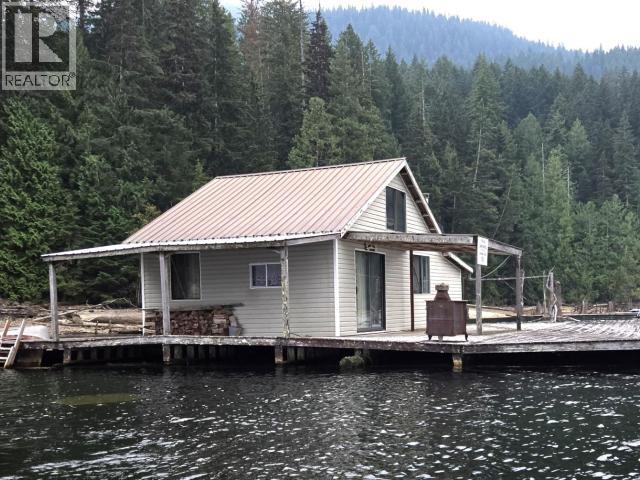 












11136 POWELL LAKE

,
Powell River,




British Columbia
