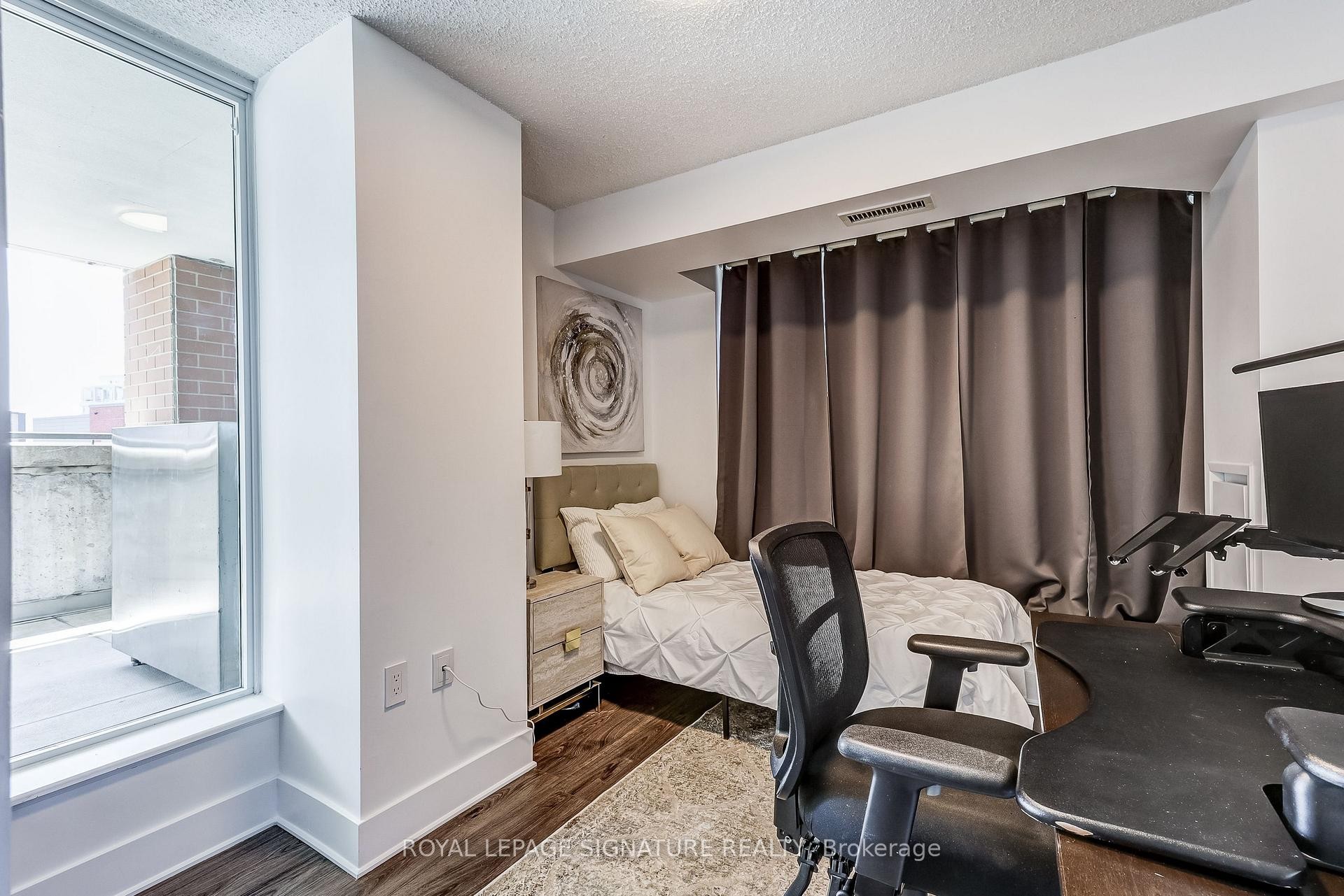 









125


Western Battery

Road, 210,
Toronto,




ON
M6K 3R8


