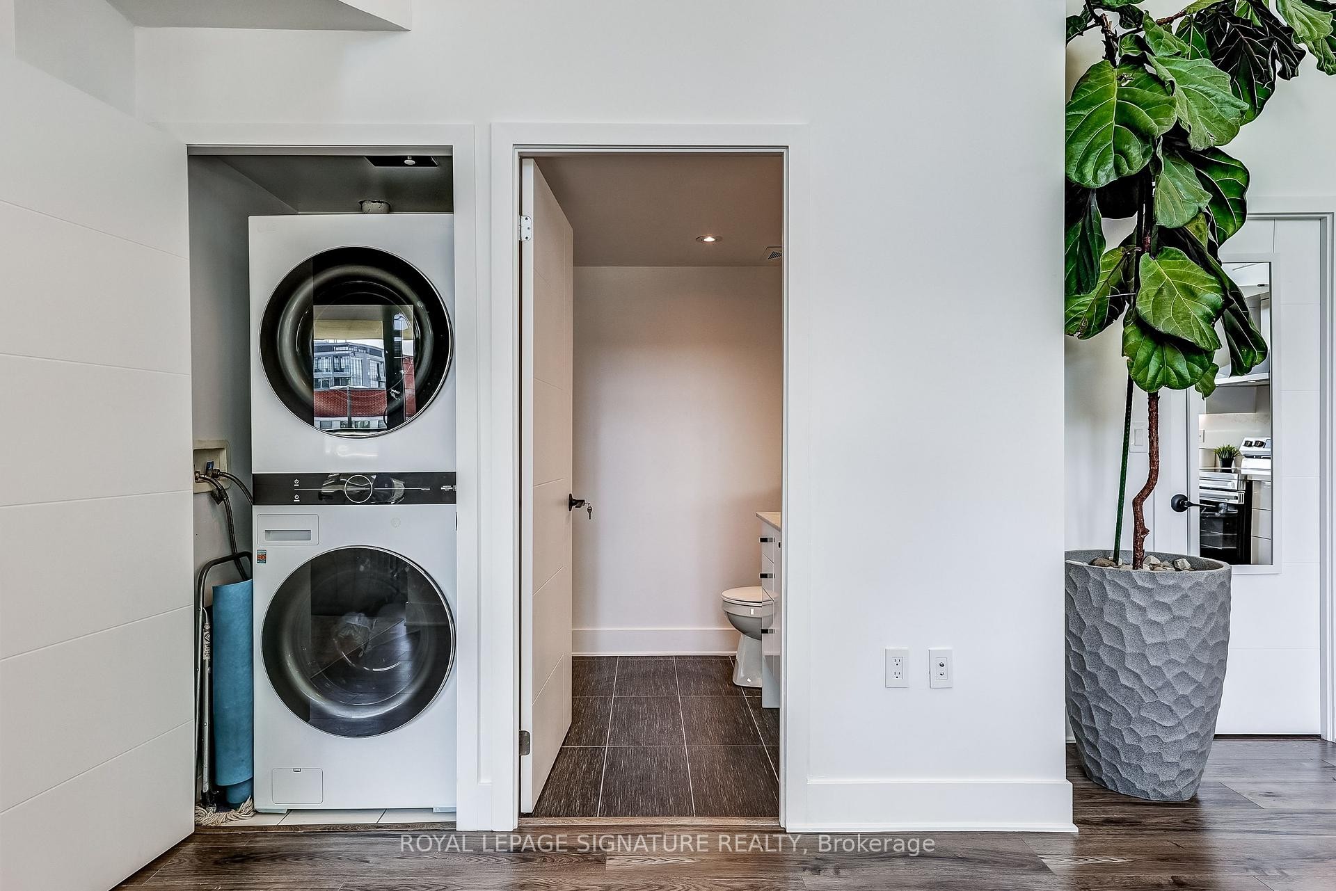 









125


Western Battery

Road, 210,
Toronto,




ON
M6K 3R8

