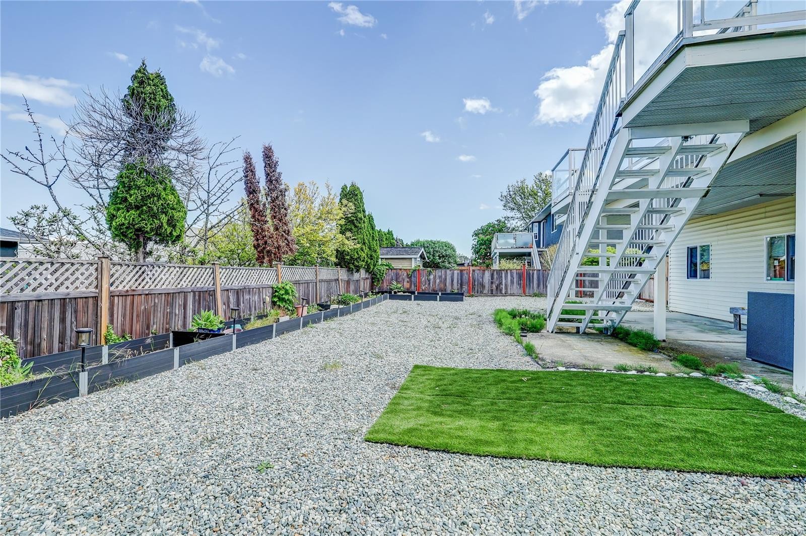 









6465


LaSalle

Rd,
Nanaimo,




BC
V9V 1P3

