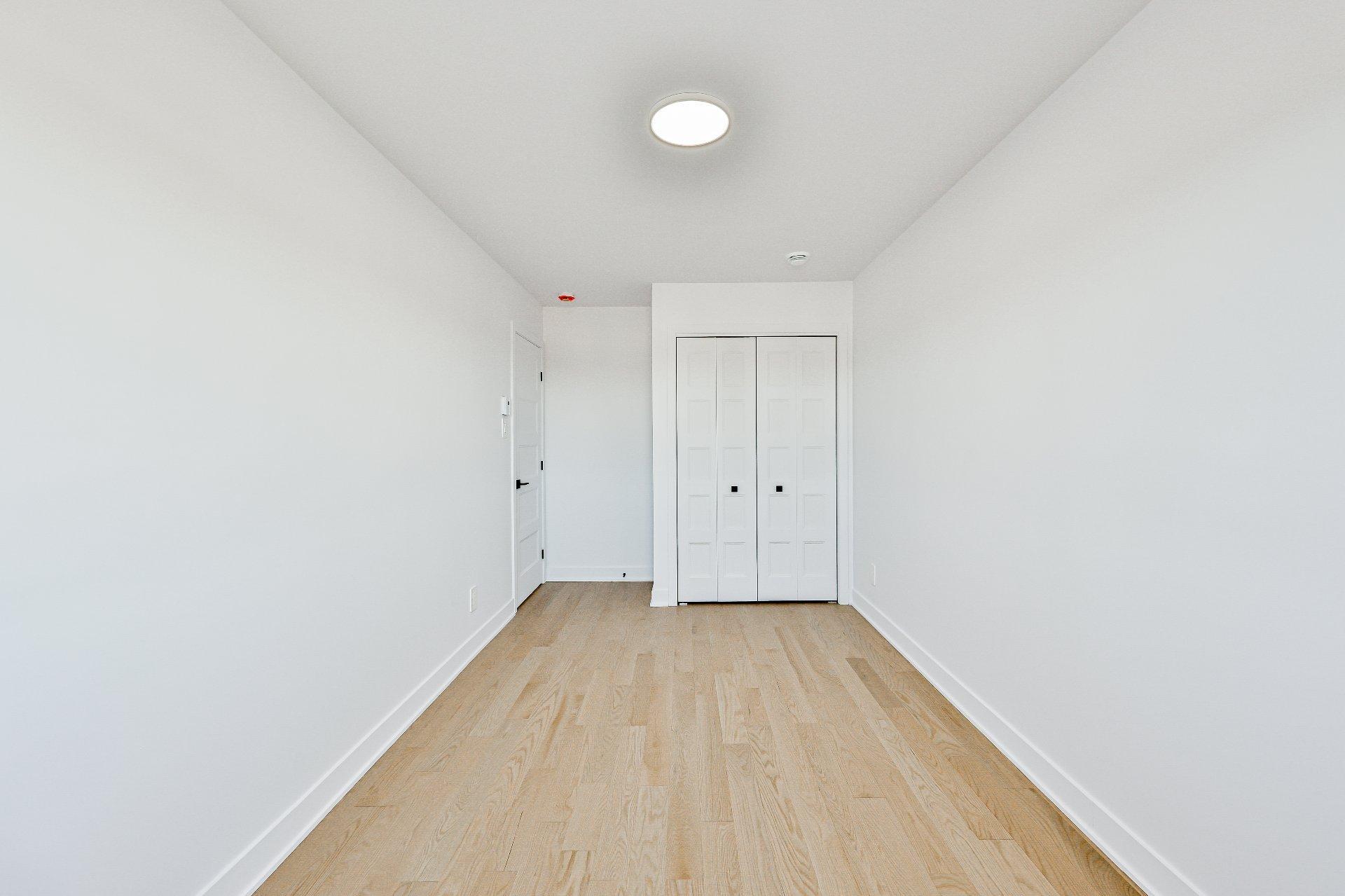 









82


Rue des Voiliers

,
Lanoraie,




QC
J0K1E0

