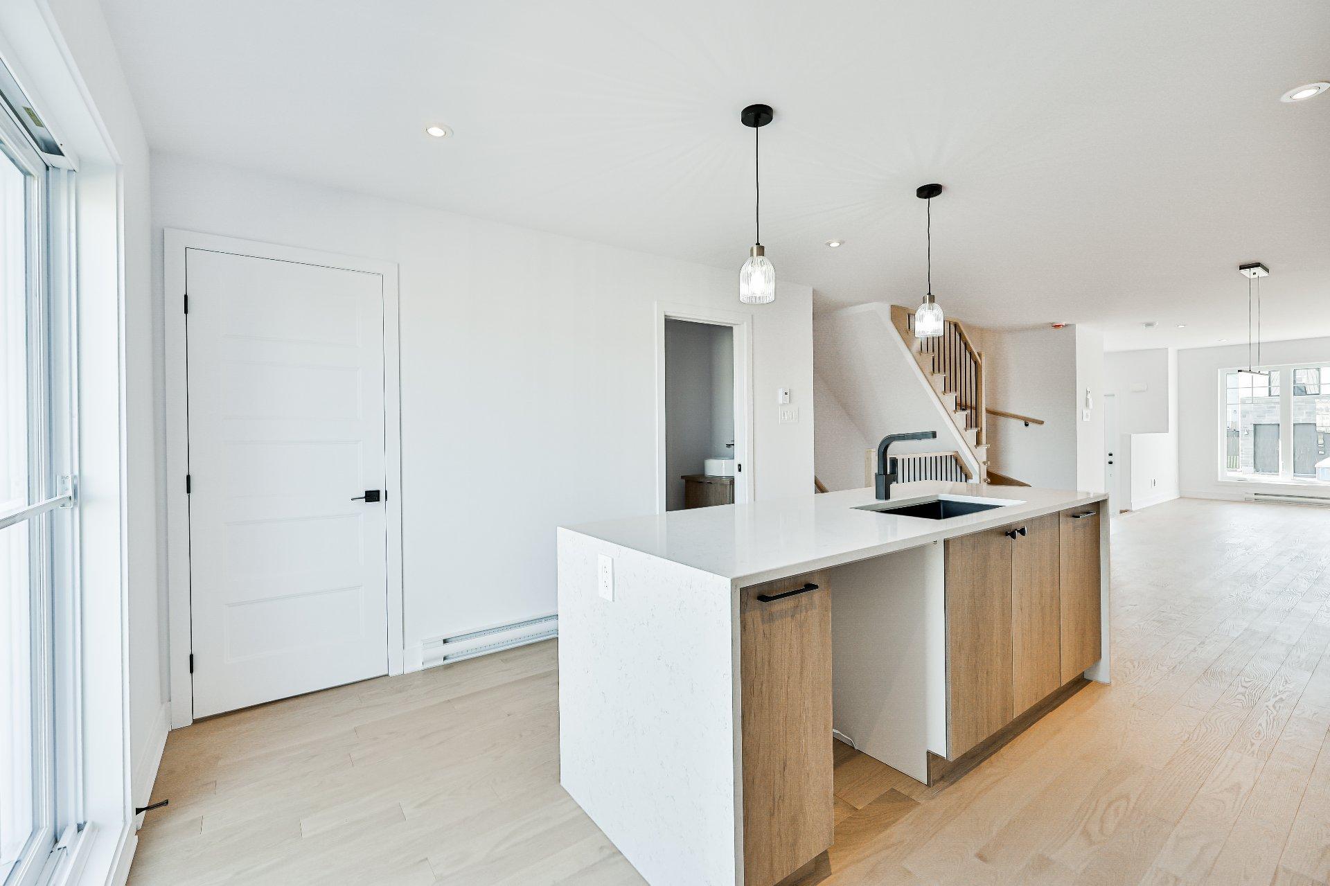 









84


Rue des Voiliers

,
Lanoraie,




QC
J0K1E0

