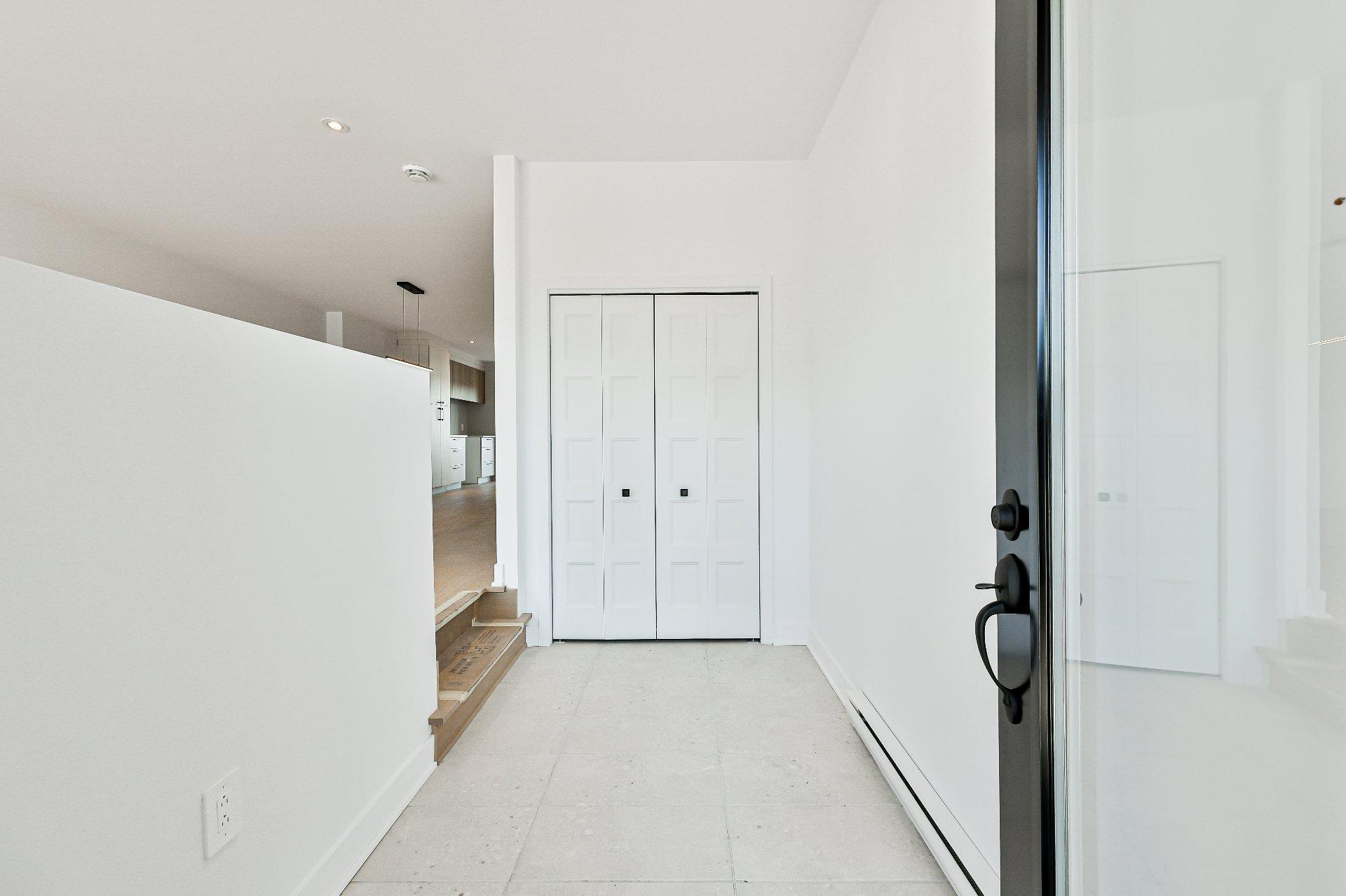 









76


Rue des Voiliers

,
Lanoraie,




QC
J0K1E0

