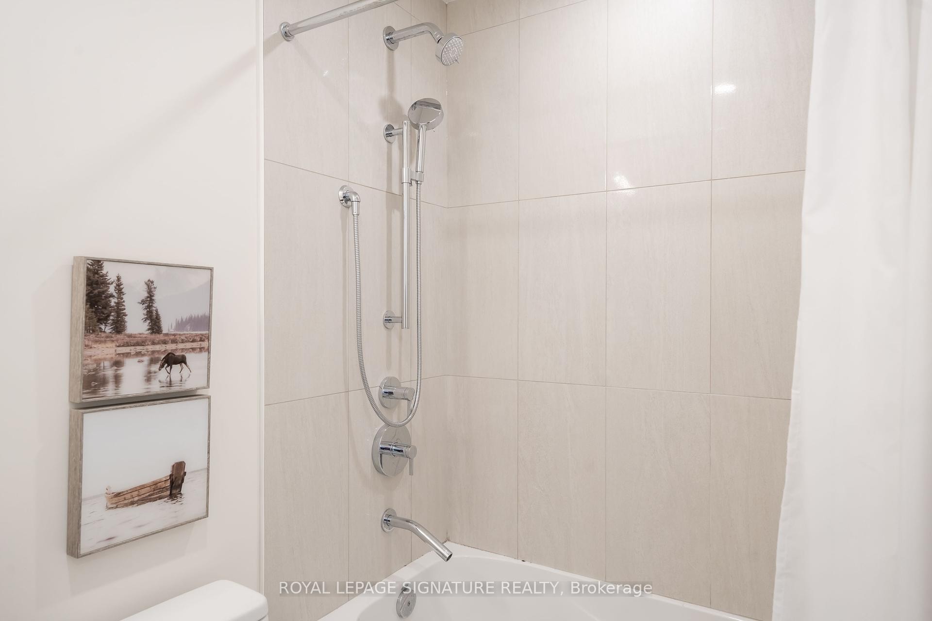 









28


Freeland

Street, 5402,
Toronto,




ON
M5E 1E3


