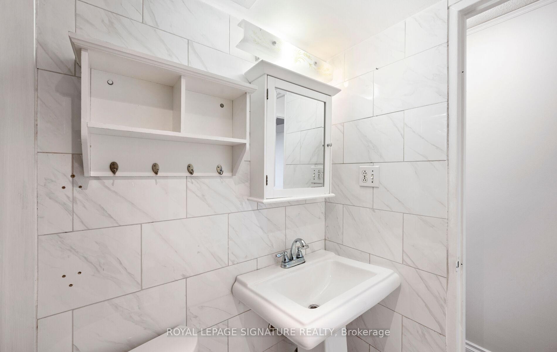 









335


Mill

Road, 302,
Toronto,




ON
M9C 1Y6

