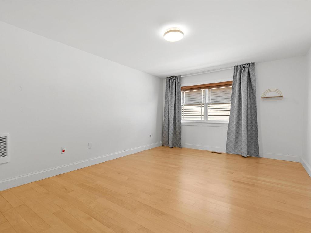 












195 Peachtree Hill

,
Dartmouth,




NS
B2W 0H9

