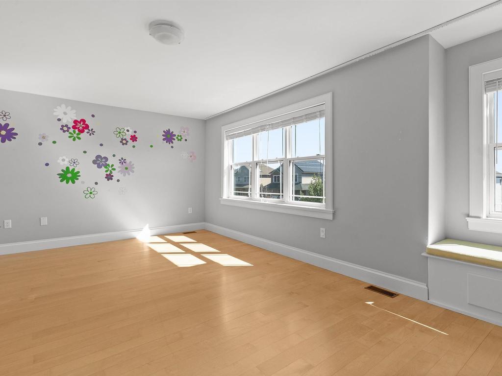 












195 Peachtree Hill

,
Dartmouth,




NS
B2W 0H9


