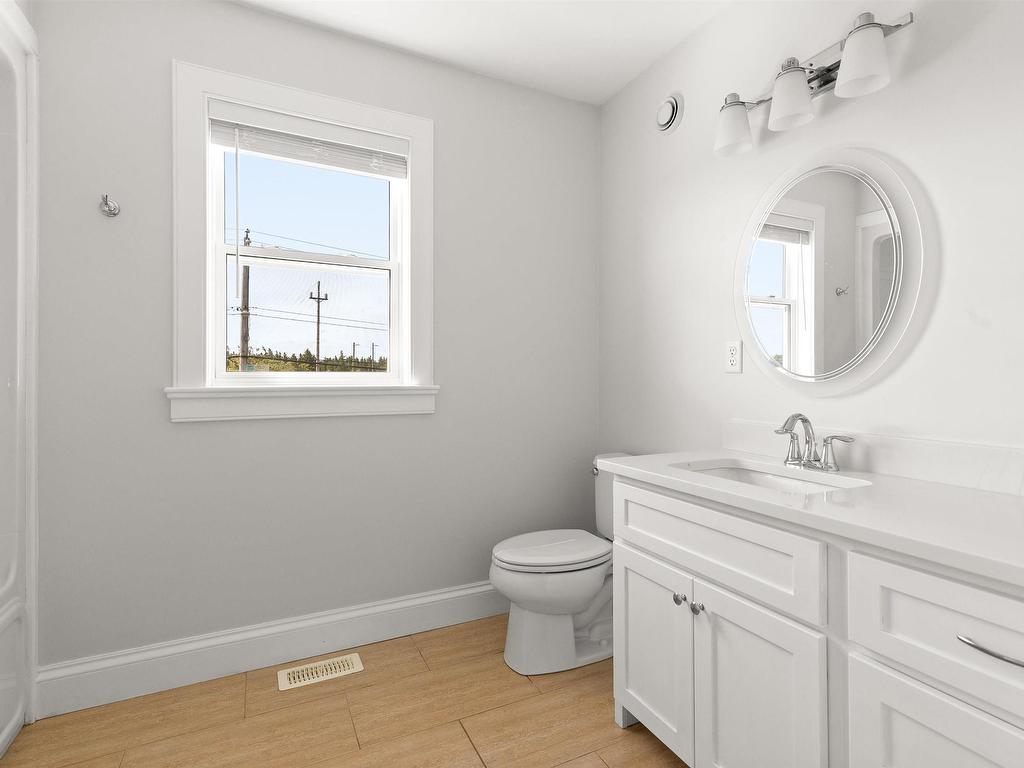 












195 Peachtree Hill

,
Dartmouth,




NS
B2W 0H9

