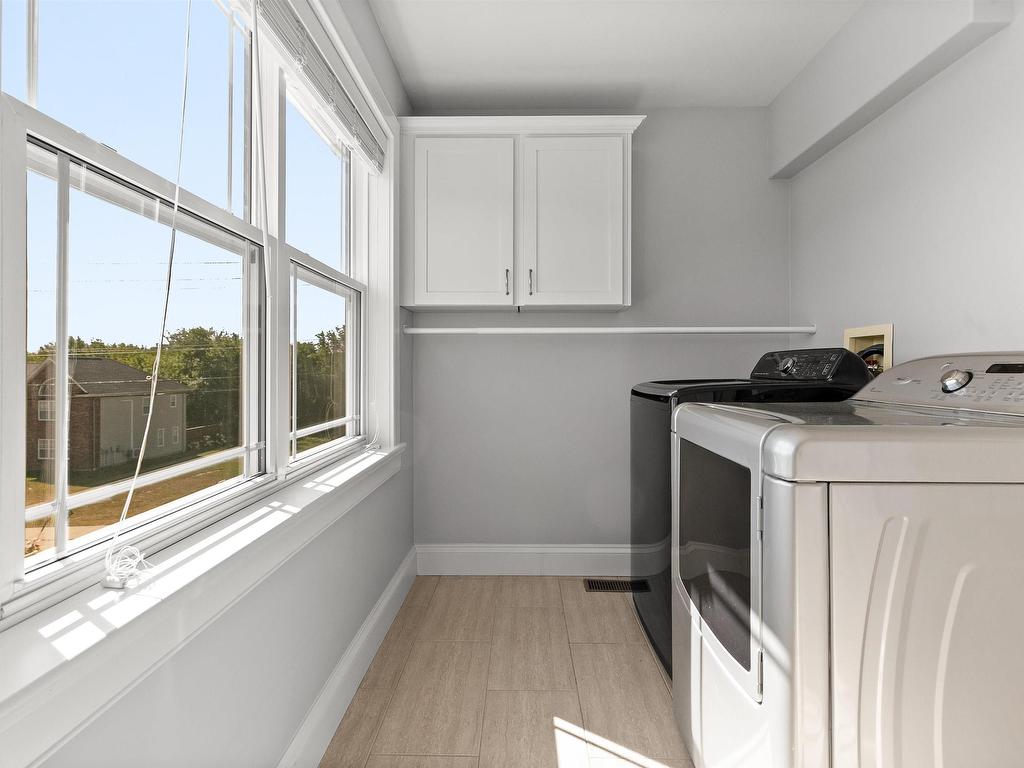 












195 Peachtree Hill

,
Dartmouth,




NS
B2W 0H9

