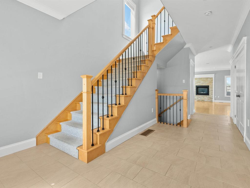












195 Peachtree Hill

,
Dartmouth,




NS
B2W 0H9


