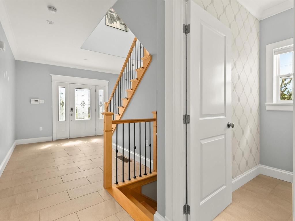 












195 Peachtree Hill

,
Dartmouth,




NS
B2W 0H9

