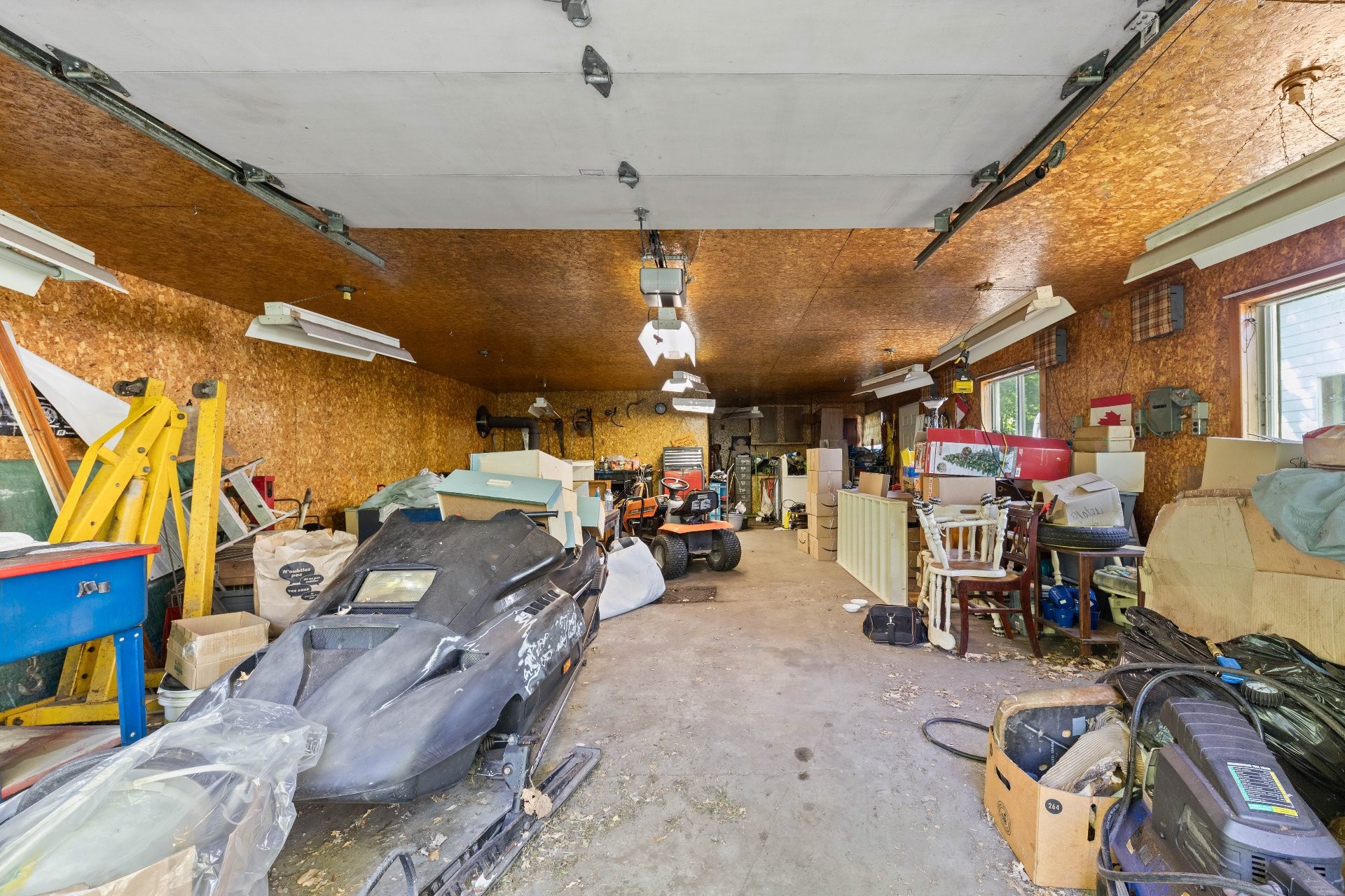 









1114


Spruce Lane

,
Hinchinbrooke,




QC
J0S1A0

