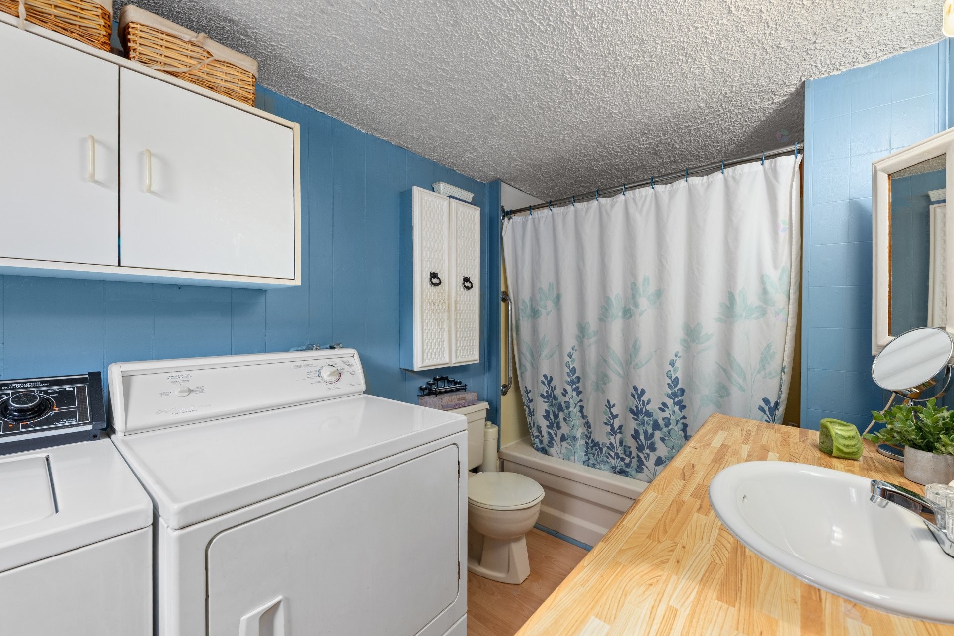 









1114


Spruce Lane

,
Hinchinbrooke,




QC
J0S1A0

