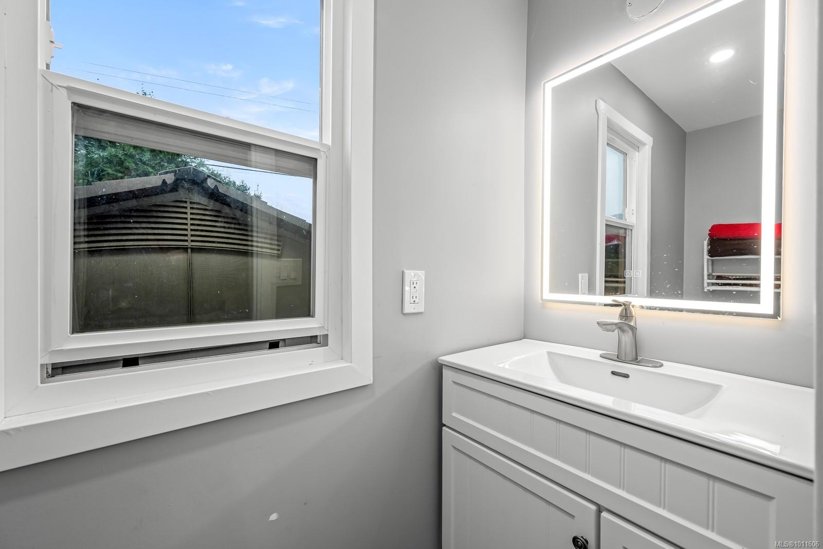 









2625


Mansfield

Dr, 28,
Courtenay,




BC
V9N 2N2

