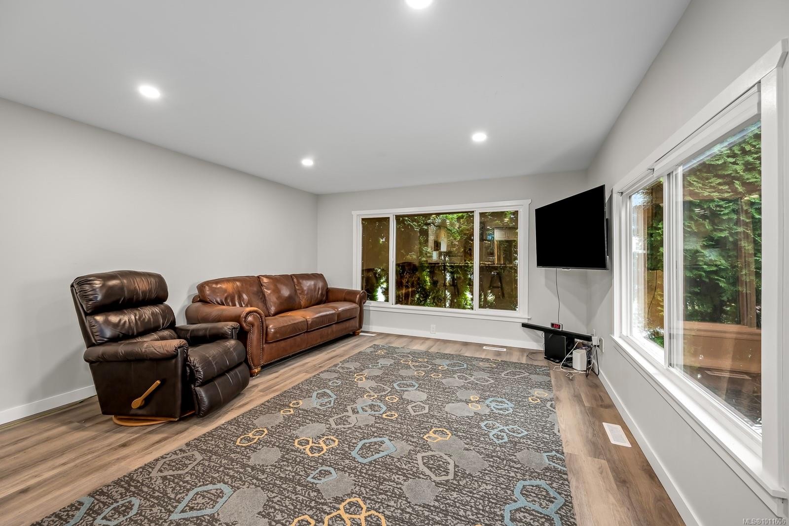 









2625


Mansfield

Dr, 28,
Courtenay,




BC
V9N 2N2

