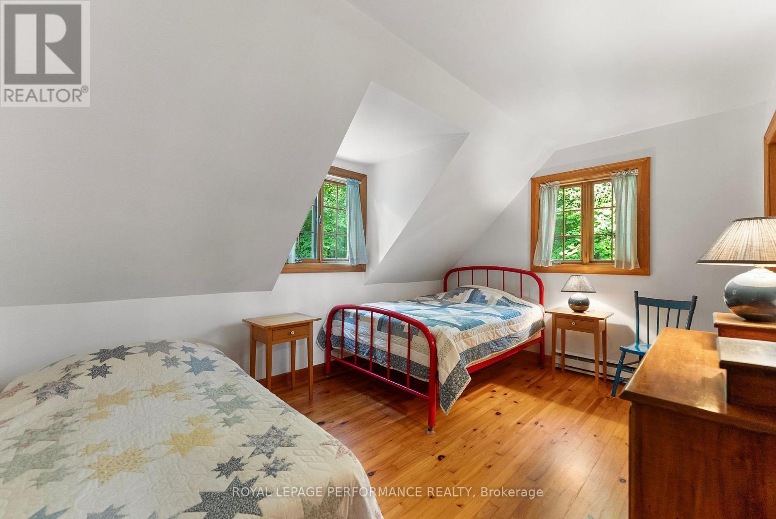 












82B ROSEBRUGH ROAD

,
Greater Madawaska,




Ontario
K7V3Z4

