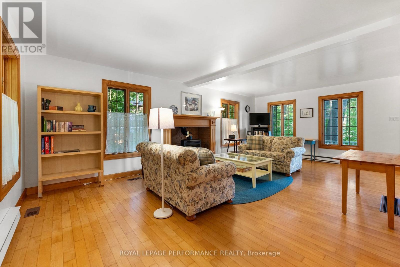 












82B ROSEBRUGH ROAD

,
Greater Madawaska,




Ontario
K7V3Z4

