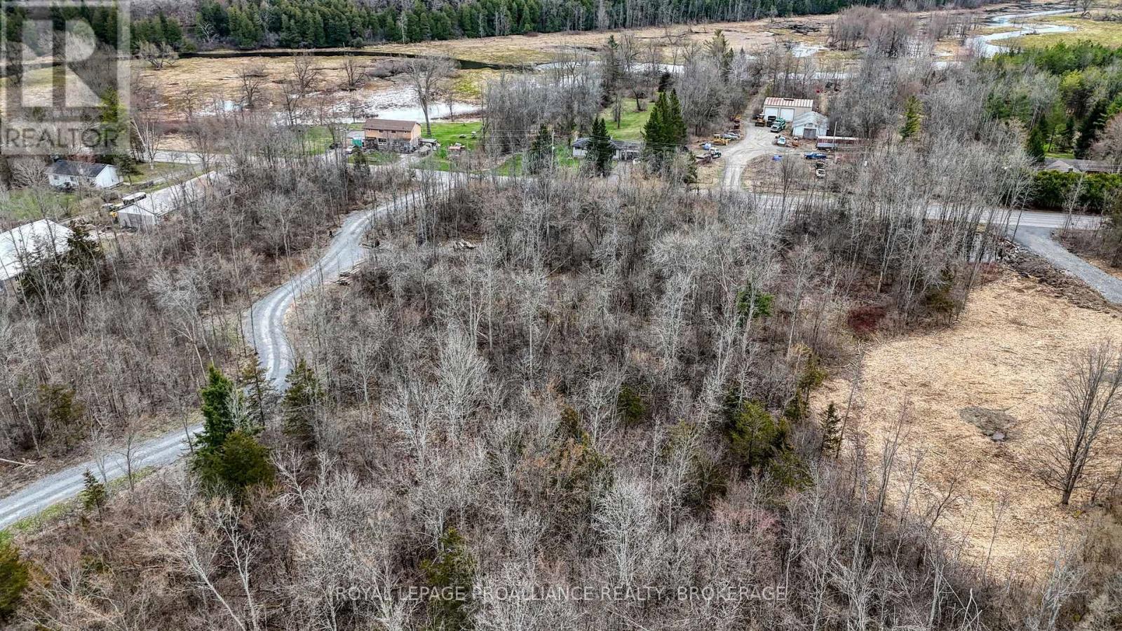 












3048 CREEKFORD ROAD

,
Kingston (City Northwest),







Ontario
K7P2Z4

