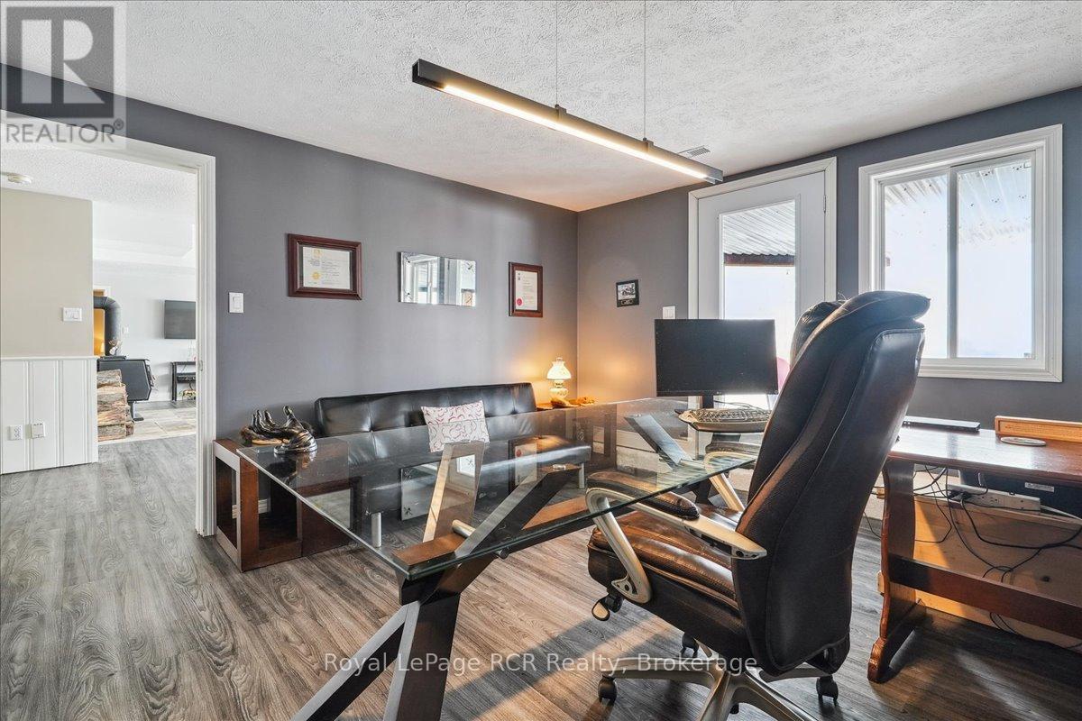 












196313 GREY ROAD 7

,
Grey Highlands,




Ontario
N4L1W7

