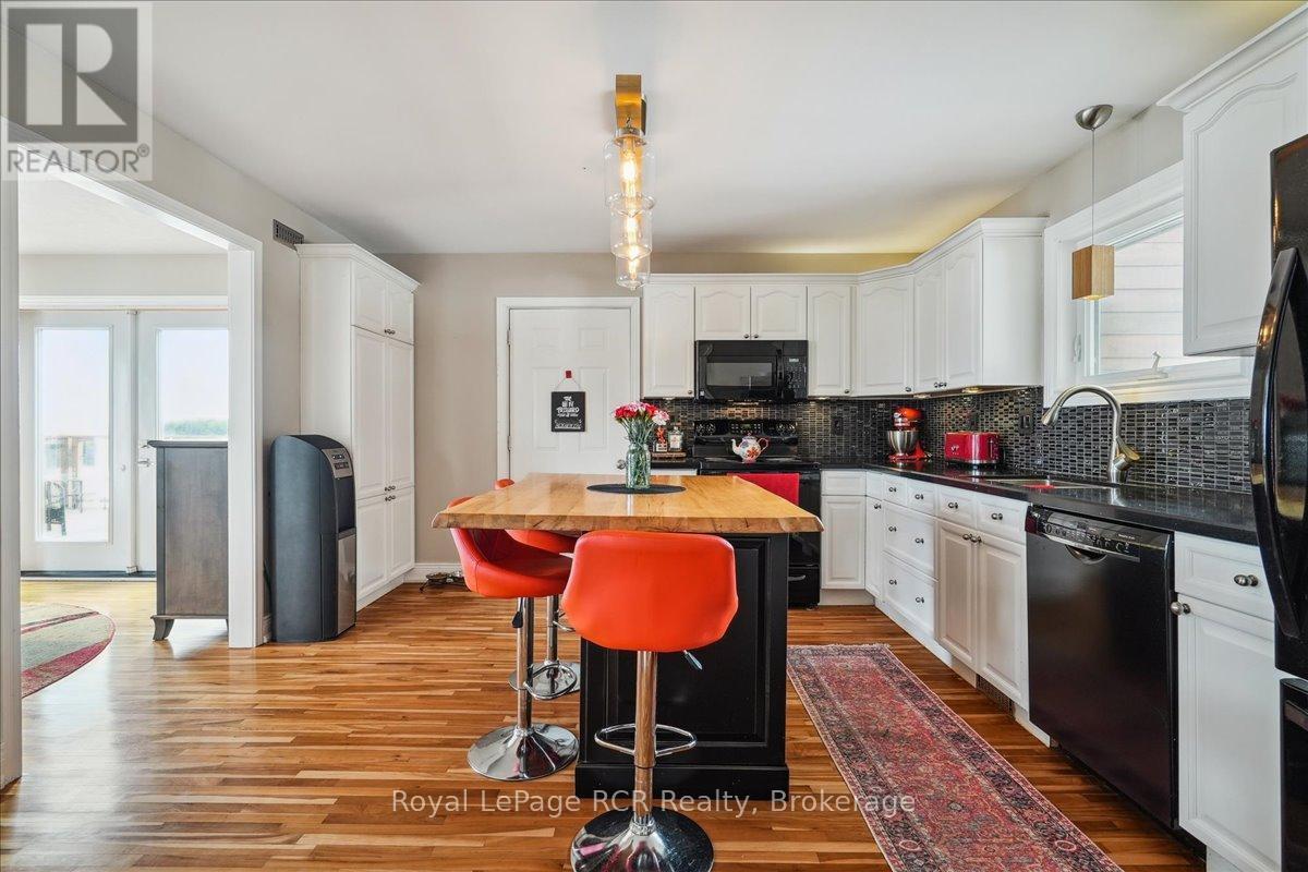 












196313 GREY ROAD 7

,
Grey Highlands,




Ontario
N4L1W7

