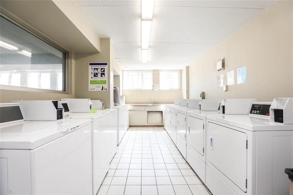 












507 1030 Grant Avenue

,
Winnipeg,




Manitoba
R3M2A2

