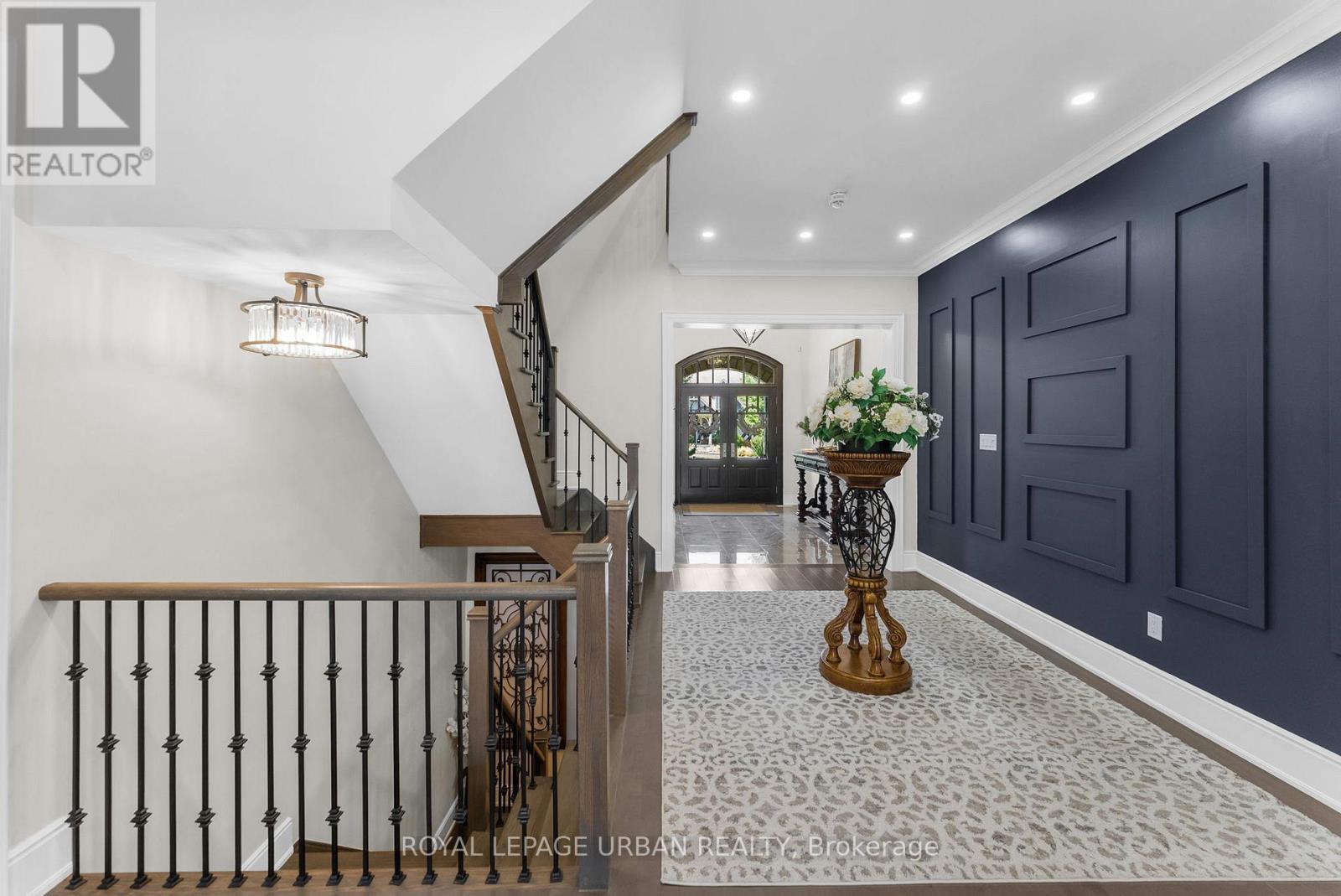 












15 COUNTRY CLUB CRESCENT

,
Uxbridge,




Ontario
L9P0B8

