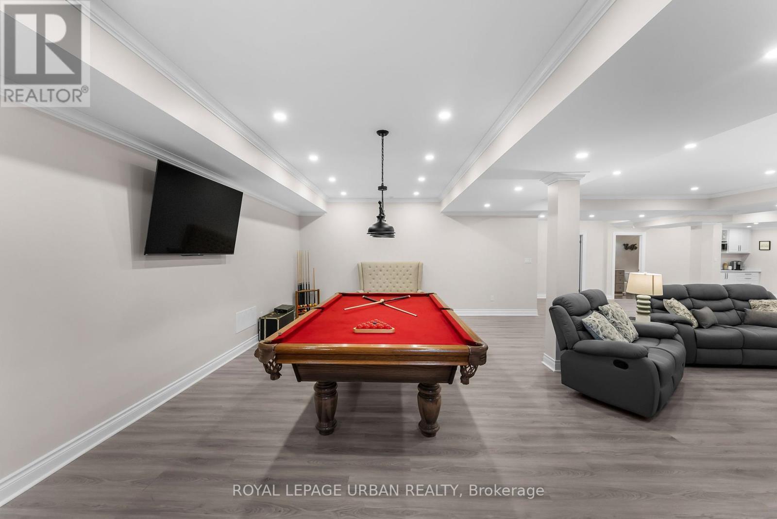 












15 COUNTRY CLUB CRESCENT

,
Uxbridge,




Ontario
L9P0B8

