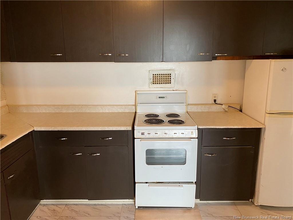 









500


Douglas

AVE,
Saint John,




NB
E2K 1E7

