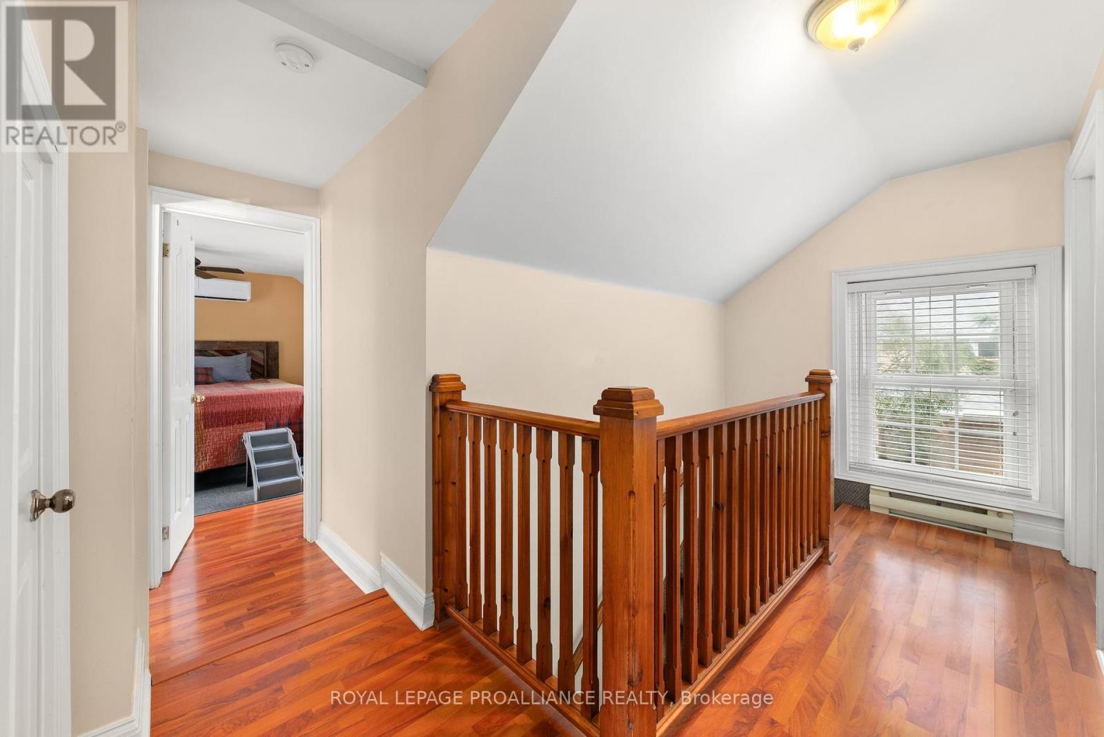












16 BENJAMIN STREET

,
Belleville (Belleville Ward),




Ontario
K8P1P7

