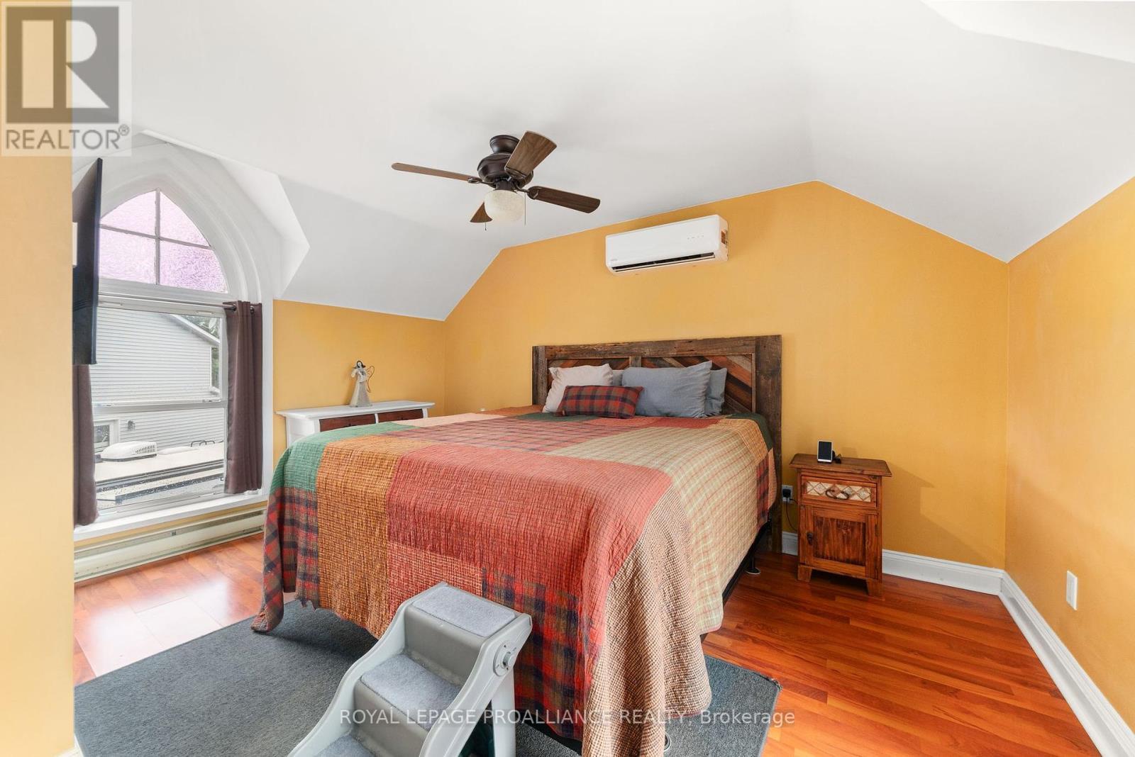 












16 BENJAMIN STREET

,
Belleville (Belleville Ward),




Ontario
K8P1P7

