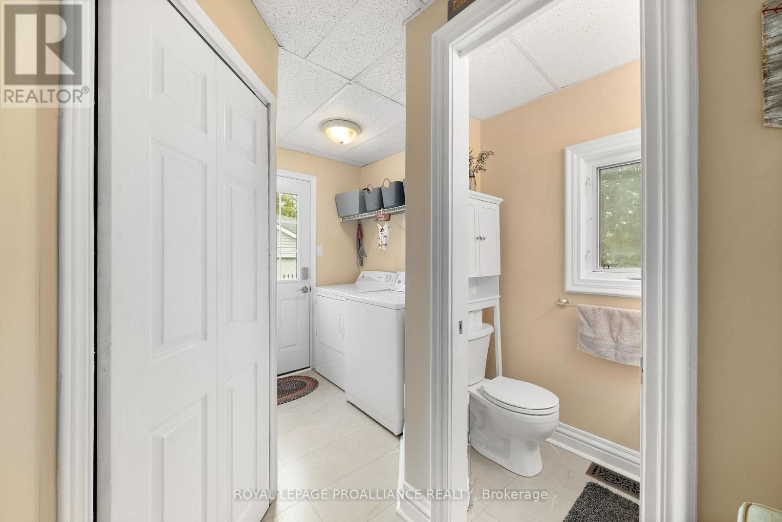 












16 BENJAMIN STREET

,
Belleville (Belleville Ward),




Ontario
K8P1P7

