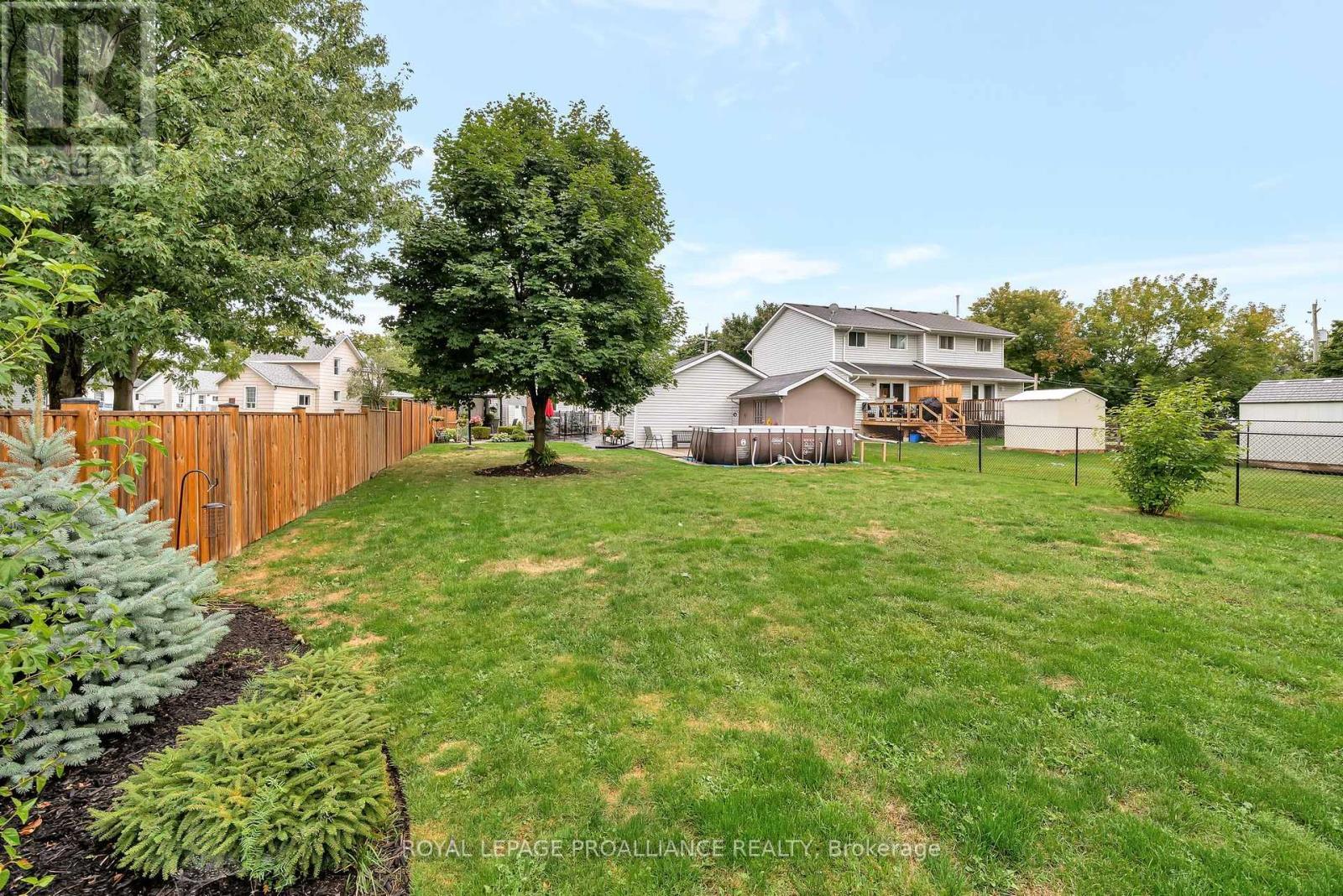 












16 BENJAMIN STREET

,
Belleville (Belleville Ward),




Ontario
K8P1P7

