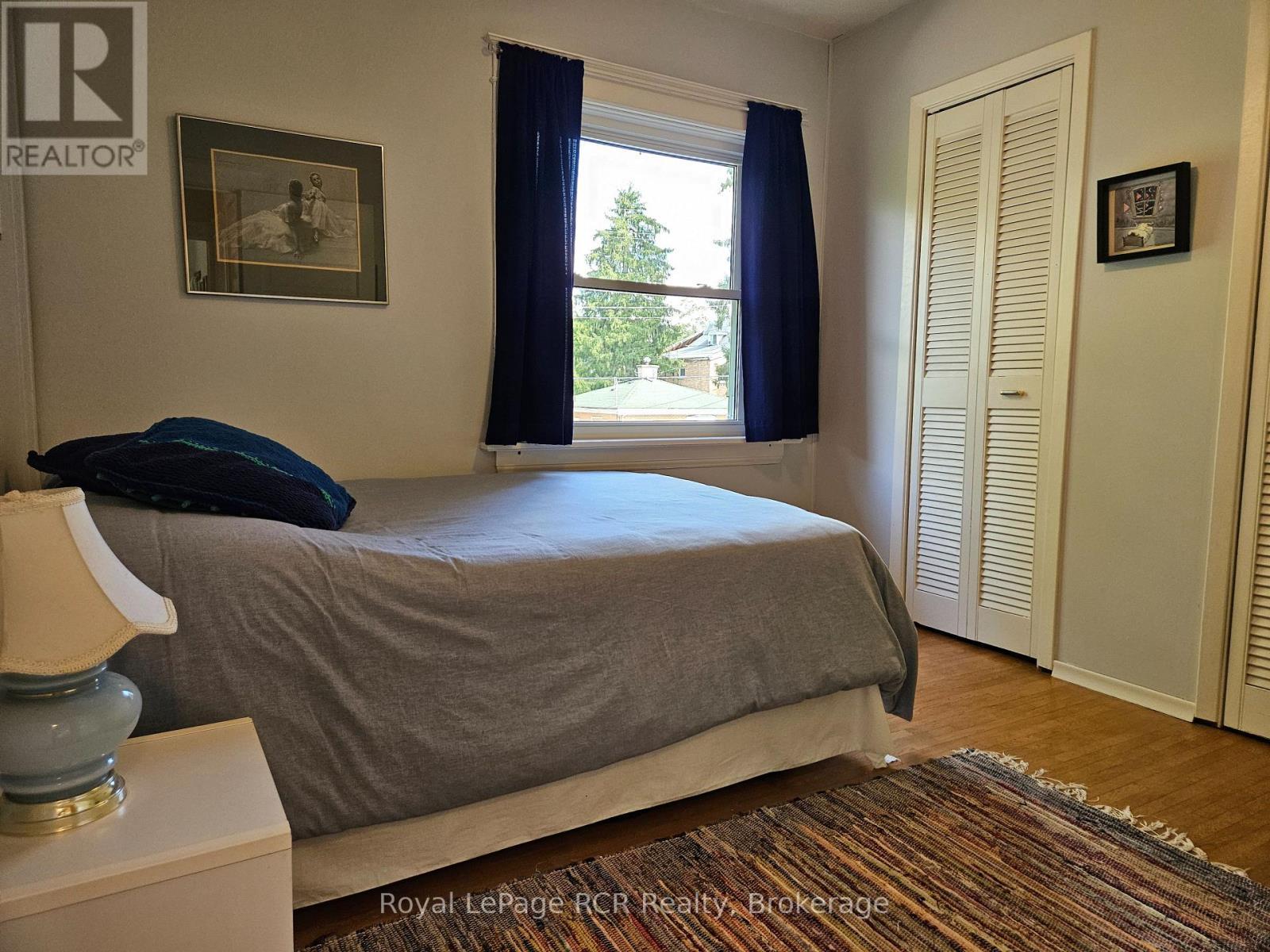 












410 2ND AVENUE E

,
Owen Sound,




Ontario
N4K2G3

